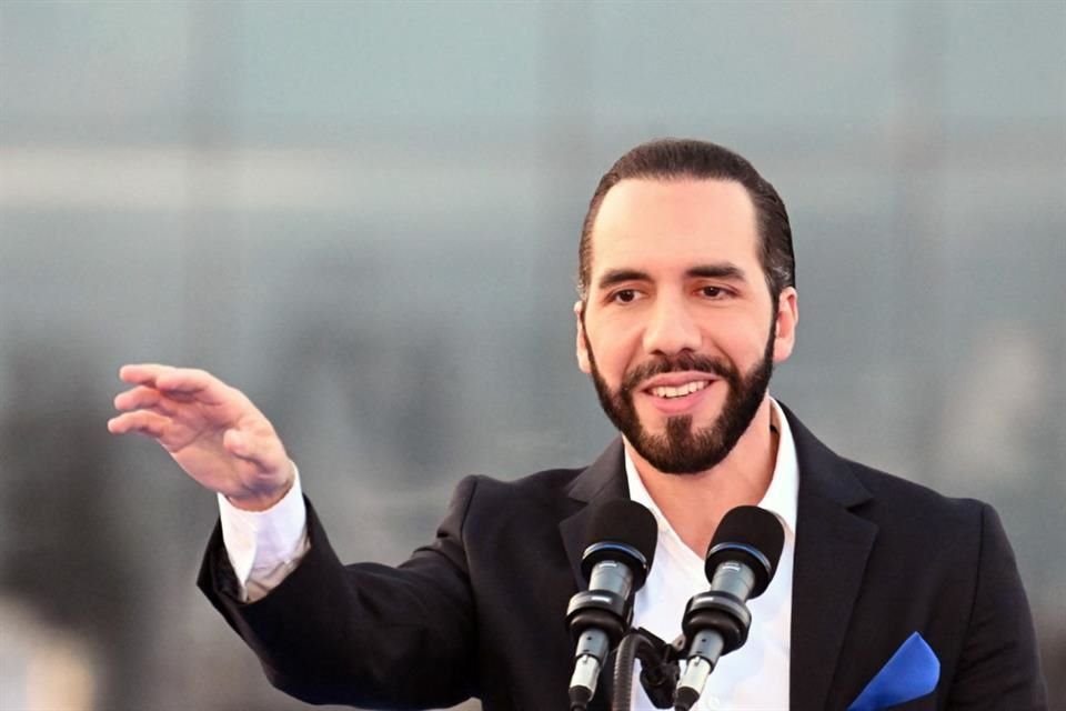 El Presidente de El Salvador Nayib Bukele durante la inauguración de las oficinas de Google en el país.