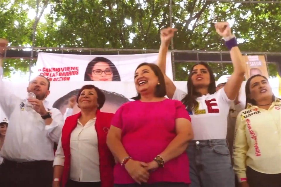 Xóchitl Gálvez inició el último día de campaña en el oriente del Estado de México y pidió a sus simpatizantes tener fe ante la elección.