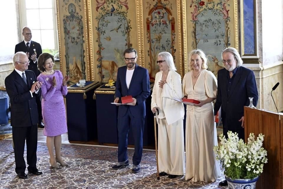 La agrupación recibió uno de los títulos más prestigiosos de Suecia de manos del rey Carlos XVI Gustavo.