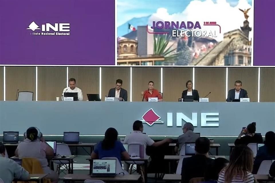 INE ha cancelado 222 casillas a horas de la jornada electoral.