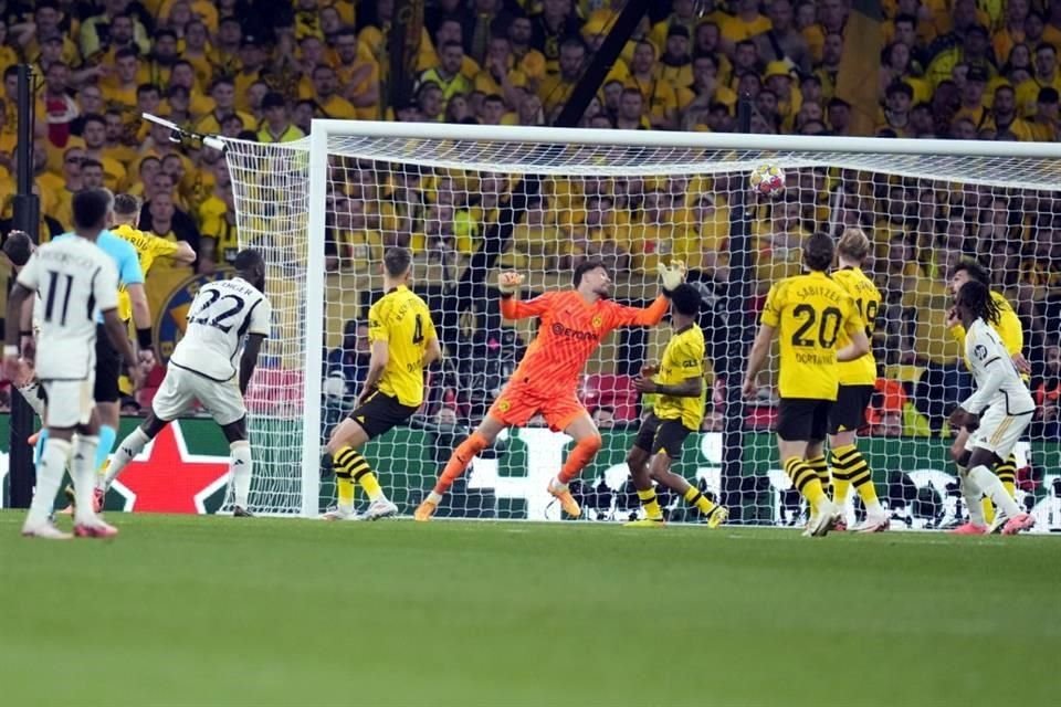 La Muralla Amarilla terminó cayendo en Wembley.