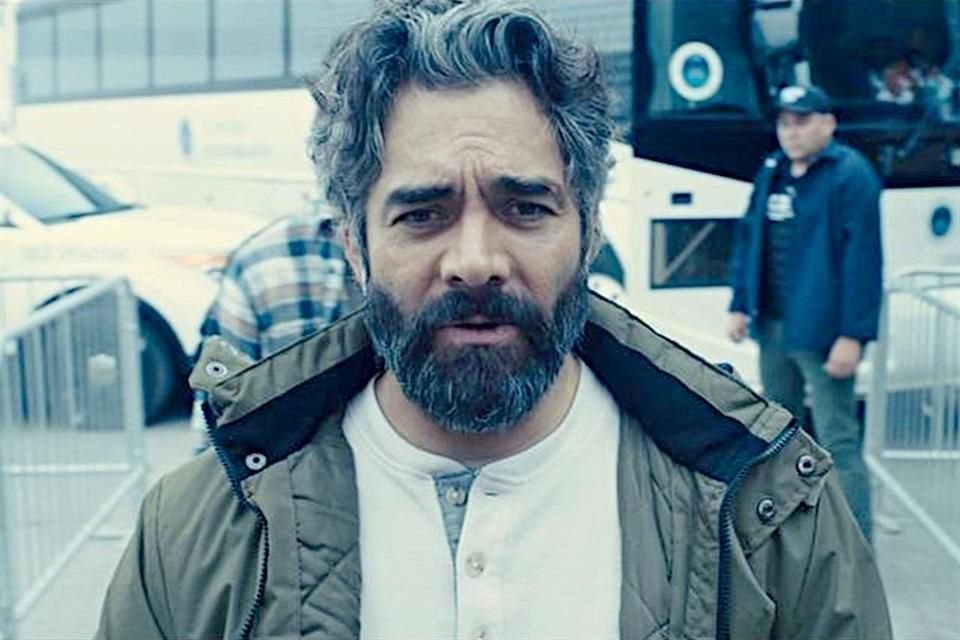 El cineasta mexicano Alonso Álvarez cautivó a Los Angeles Latino International Film Festival con cinta protagonizada por Omar Chaparro.