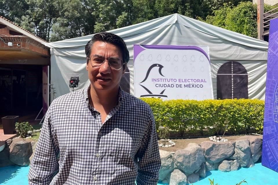 En sesión permanente del IECM, Andrés Sánchez, representante del PAN ante el Instituto, denunció una elección de Estado en la CDMX