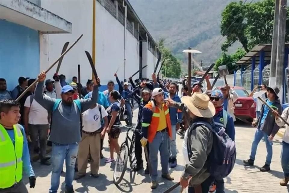 Habitantes del Municipio de Tlilapan, Veracruz, suspendieron la elección en la zona debido a incendios que reportan varios en los bosques.