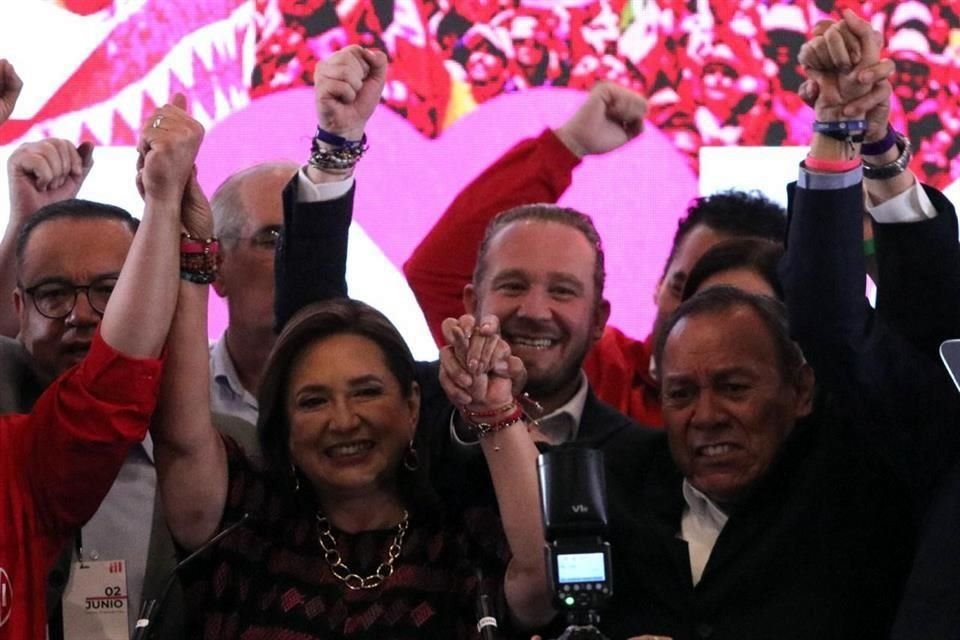 Apenas cerraron las casillas, el candidato se declaró ganador junto con Xóchitl Gálvez. 