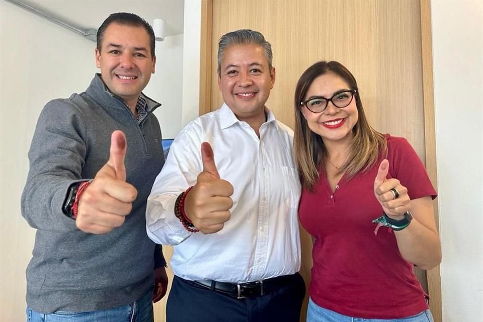 Una jornada familiar se vivió en diversas casillas de Cuajimalpa, en la cual, los candidatos a Alcalde, mostraron su optimismo.