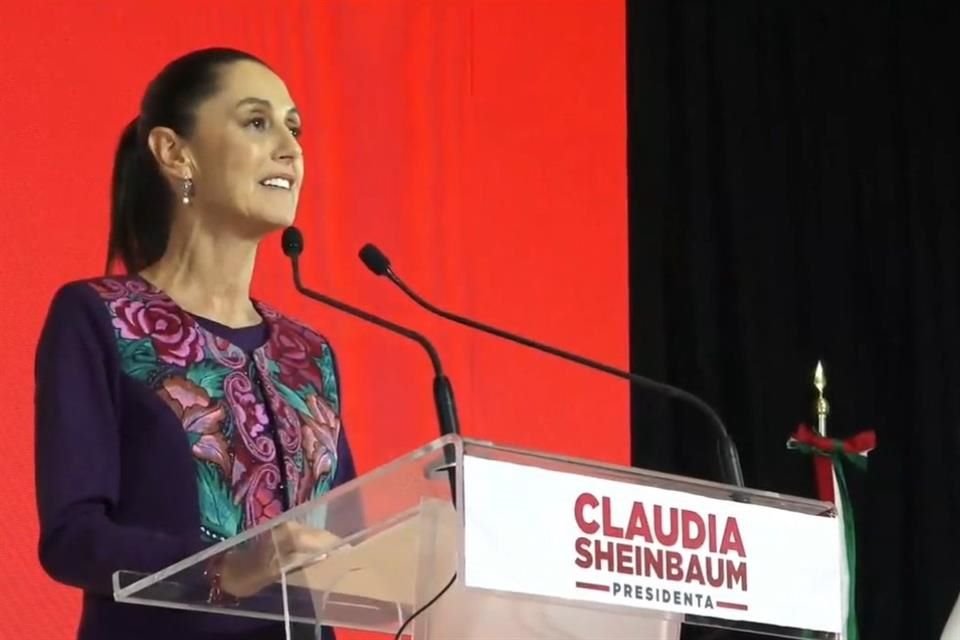 Claudia Sheinbaum informó que mantendrá la autonomía del Banco de México.