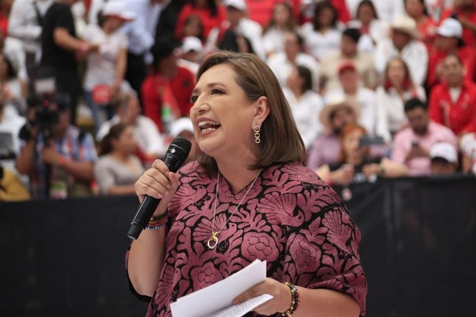 Xóchitl Gálvez, candidata presidencial del PAN, PRI, PRD.