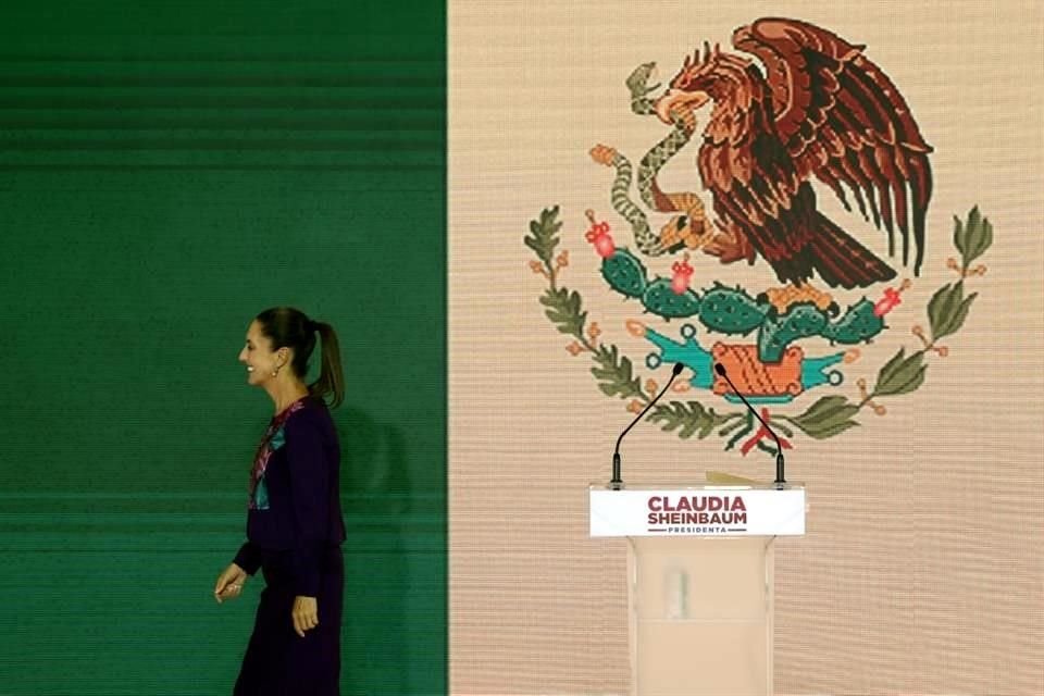 La Presidenta Claudia Sheinbaum heredó el mayor déficit fiscal en más de tres décadas.