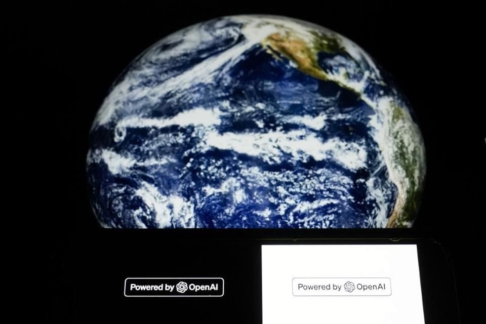 En las últimas semanas, OpenAI ha enfrentado controversia sobre su enfoque para salvaguardar la inteligencia artificial.