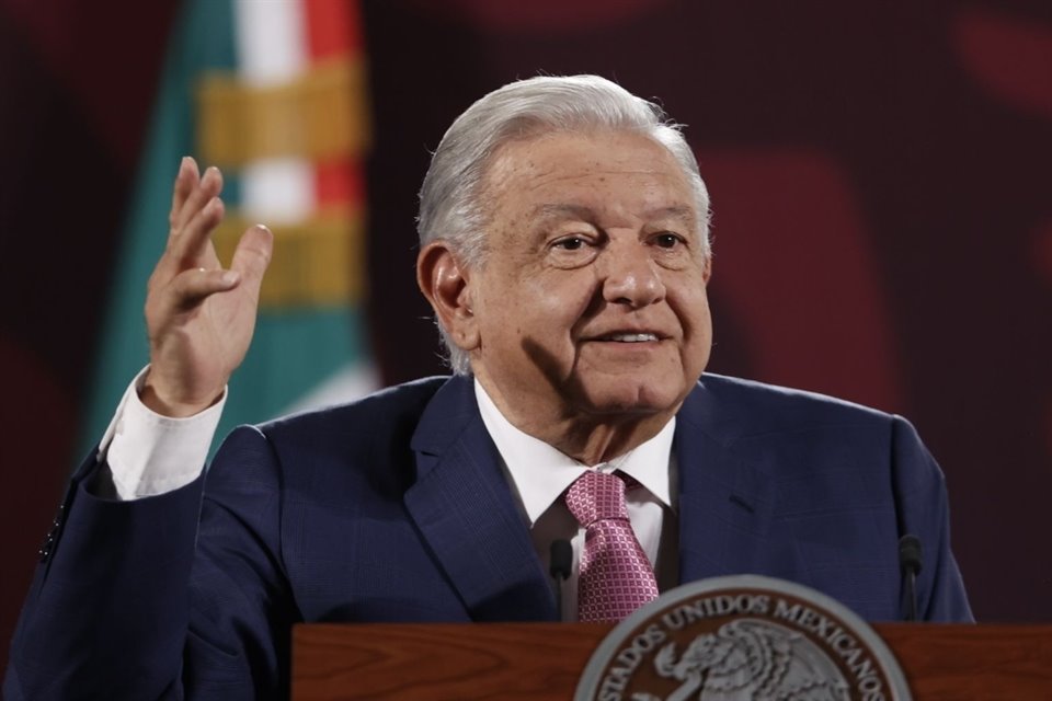 Pese a que Sheinbaum dijo que no está definida aprobación de iniciativas del Presidente, AMLO dijo que reforma a PJ se avalará este sexenio.