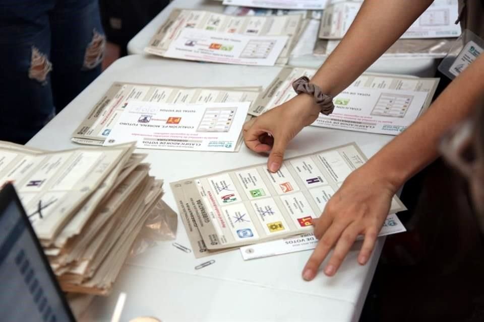 La Sala Regional del Tribunal Electoral del Poder Judicial de la Federación echó para atrás el recuento de votos de la elección en GDL.