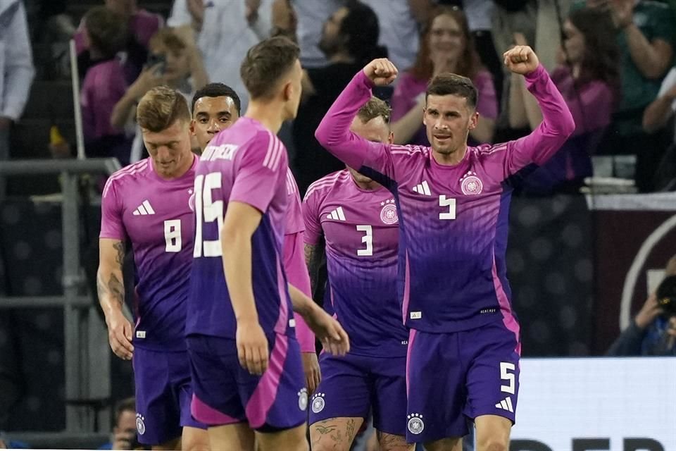 La Selección de Alemania logró darle la vuelta al partido.