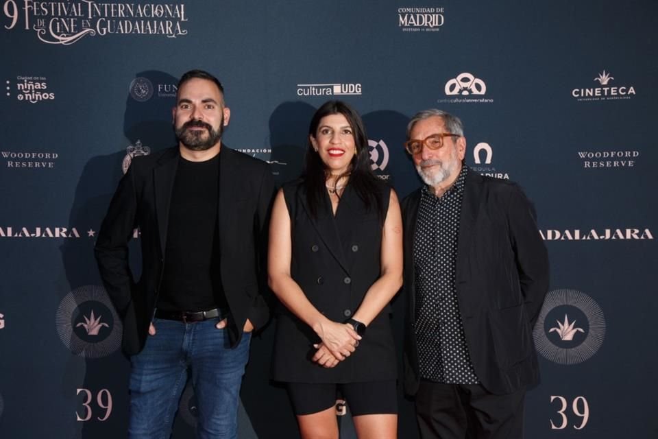 Guadalajara se vistió de gala para recibir a estrellas del cine y la televisión en la inauguración del Festival Internacional de Cine.