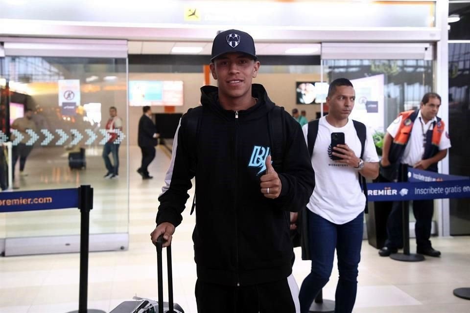Johan Rojas está listo para reforzar a Rayados rumbo al Apertura 2024.