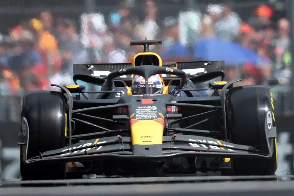 Max Verstappen tuvo un gran cierre y superó en la batalla a Lando Norris.