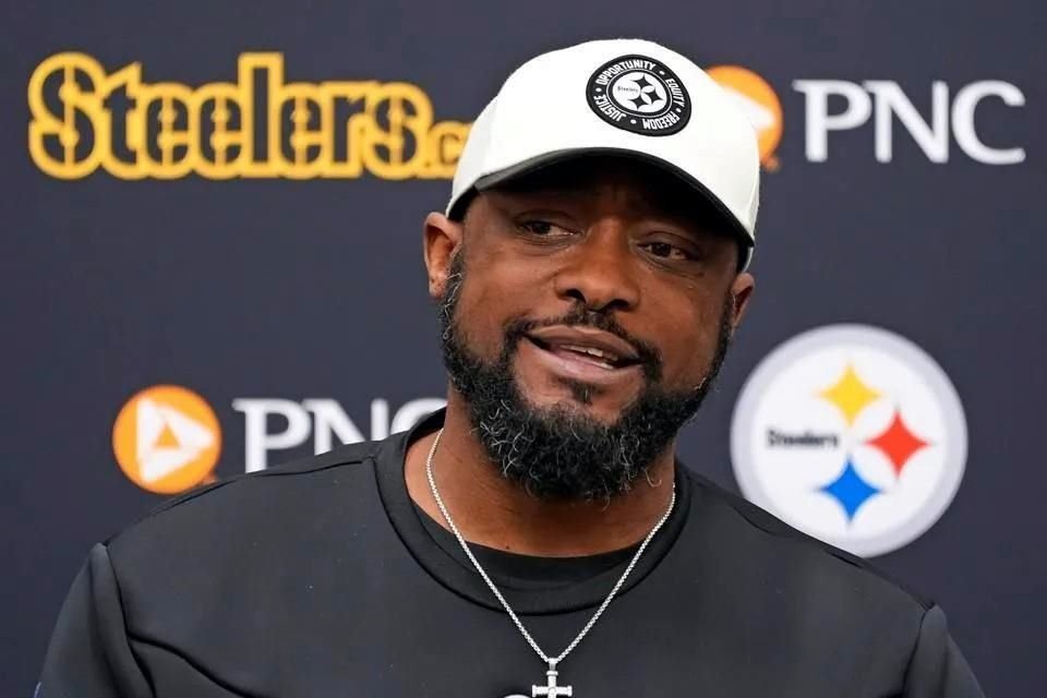 Extiende Steelers tres años al head coach Mike Tomlin