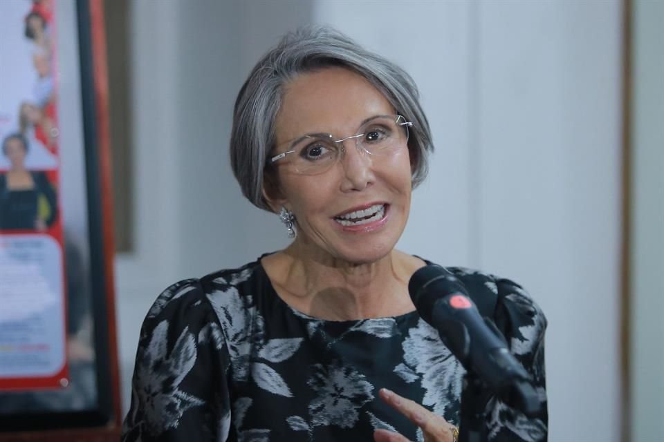 La actriz y comediante se dijo honrada de formar parte de la audiencia con el Papa.