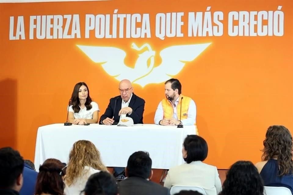 En conferencia de prensa, Dante Delgado aseguró que hay un crecimiento exponencial del partido.