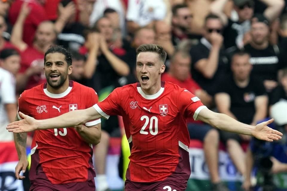 Los helvéticos aprovecharon las deficiencias de la defensa húngara para vencer 3-1.
