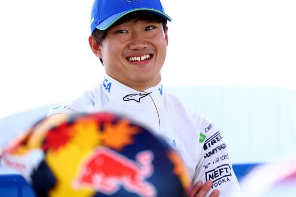 Yuki Tsunoda va paso a paso y ha demostrado su compromiso con Red Bull, buscando el asiento de la escudería austriaca liderada por Max Verstappen.