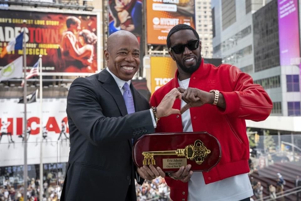 Tras darse a conocer un video donde Sean 'Diddy' Combs agredió su ex pareja, el rapero tuvo que devolver su llave de la ciudad de Nueva York