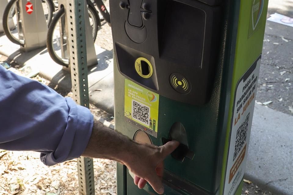 Vecinos de las 26 colonias en las que operan los parquímetros urgen tener una mayor claridad sobre los fondos que se recaudan.