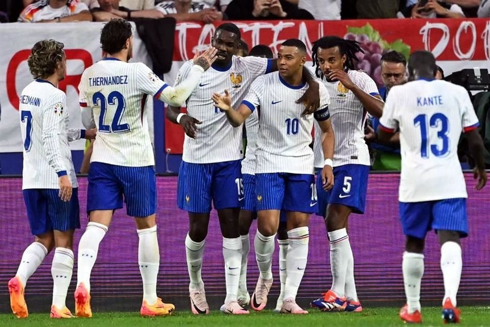 Sin dar su mejor versión, Francia derrotó a una ríspida Austria por 1-0 en Düsseldorf.