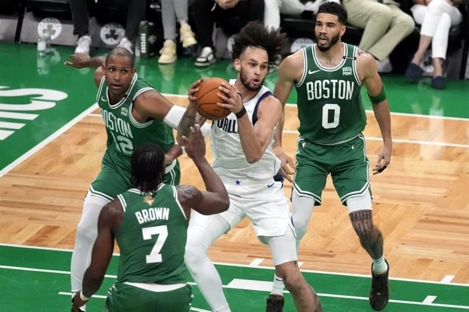 Los Celtics de Boston consiguieron su título 18 de la NBA tras vencer 106-88 a los Mavericks de Dallas en el Juego 5 de las Finales.