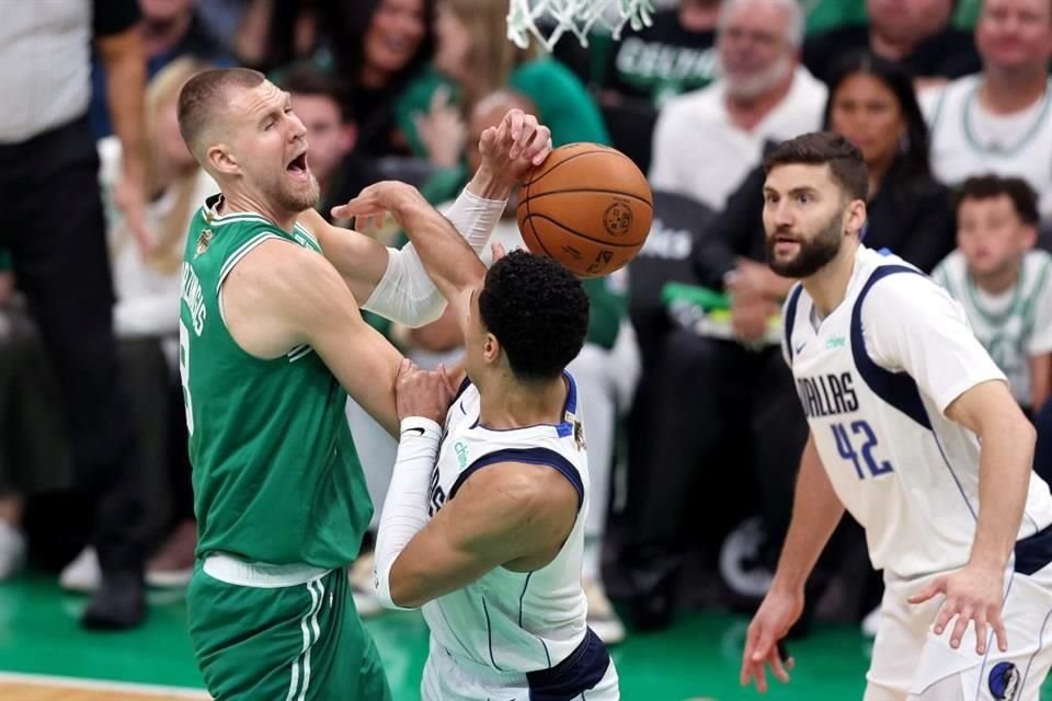 Los Celtics de Boston consiguieron su título 18 de la NBA tras vencer 106-88 a los Mavericks de Dallas en el Juego 5 de las Finales.