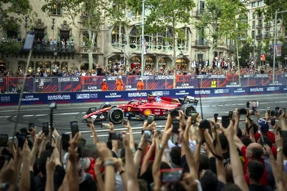 Carlos Sainz provocó la felicidad de los españoles.