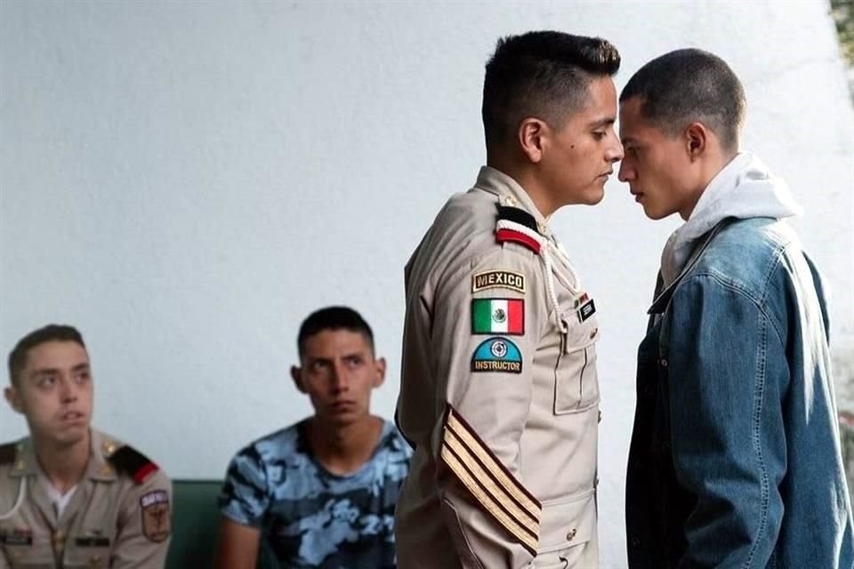 'Heróico' de David Zonana logró 11 menciones para su cinta en el que desentraña la milicia en México.