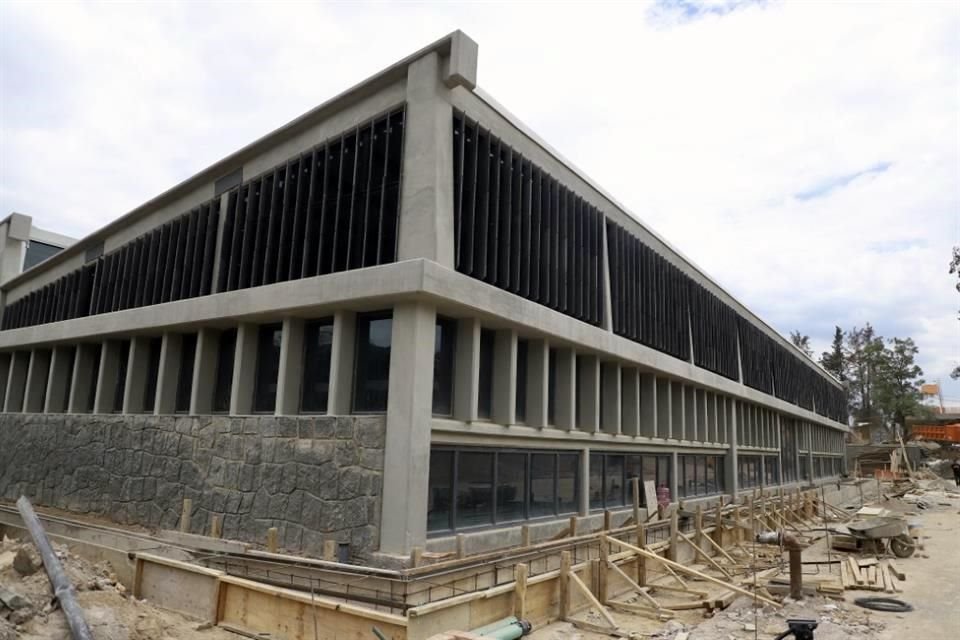 En la cuarta sección del Bosque de Chapultepec cobra vida la Bodega Nacional de Arte, un complejo de 12 edificios interconectados.