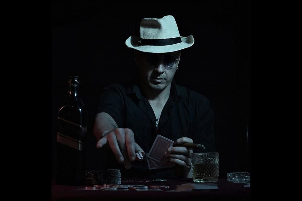 Cómo sumergirse en el poker con baraja española