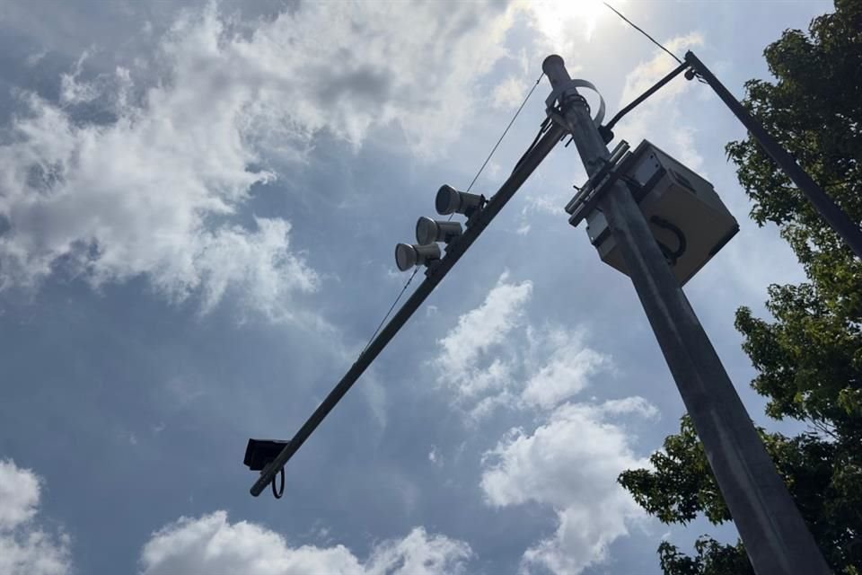 Lo que ocurre en Eje 3 Sur es tan 'excepcional', que si se quita su incremento, el promedio general de aumento de hechos de tránsito en todos los postes baja de 73 a 53 por ciento.