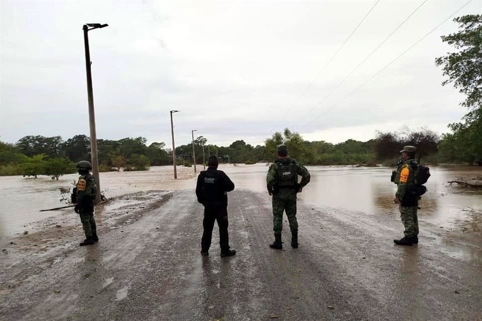 Ante las lluvias de 'Alberto' el cauce del Río se desbordó, lo que afectó a dos mil 500 personas.