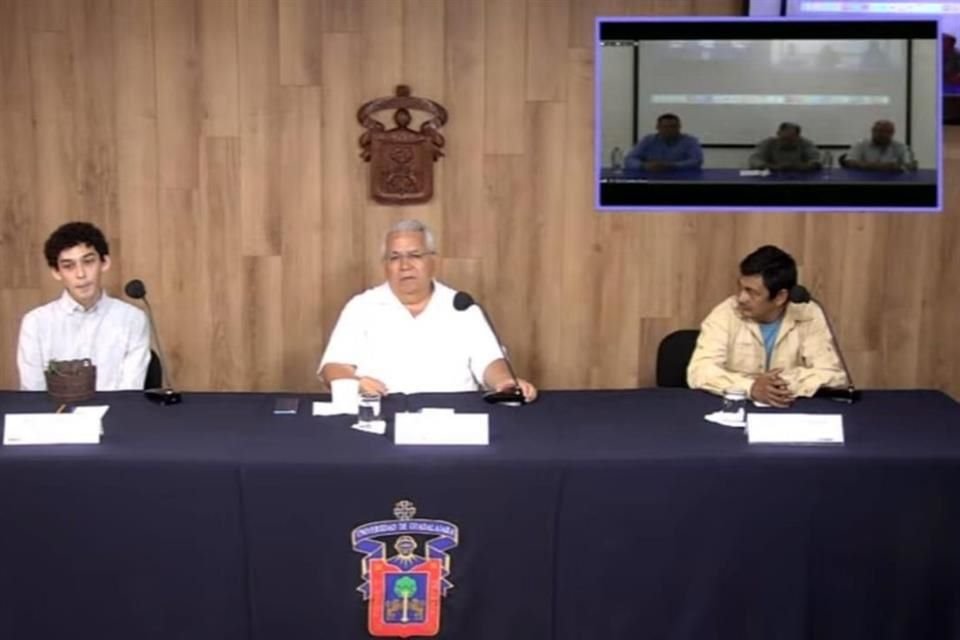 José Antonio Vázquez García, profesor investigador del CUCBA, refirió que fue Ramón Cuevas quien descubrió ambas especies.