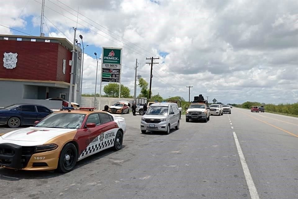 Los elementos de la corporación asignados en esta Ciudad acompañaron al cortejo fúnebre que trasladaba el cuerpo del agente a su lugar de origen.