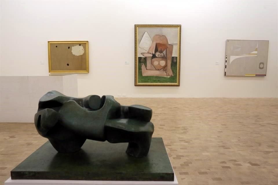 La muestra en el Museo Tamayo evoca la faceta como coleccionista y gestora de Olga Tamayo y también otros aspectos poco conocidos de su vida.