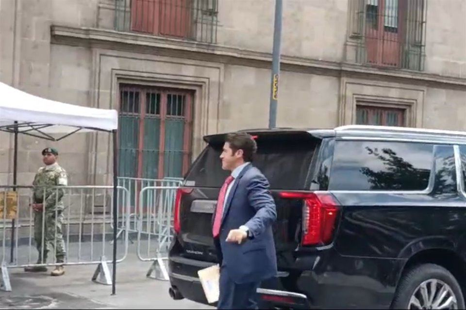 El Gobernador de Nuevo León, Samuel García, llegó a Palacio Nacional para reunirse con el Presidente López Obrador, sin precisar el motivo.