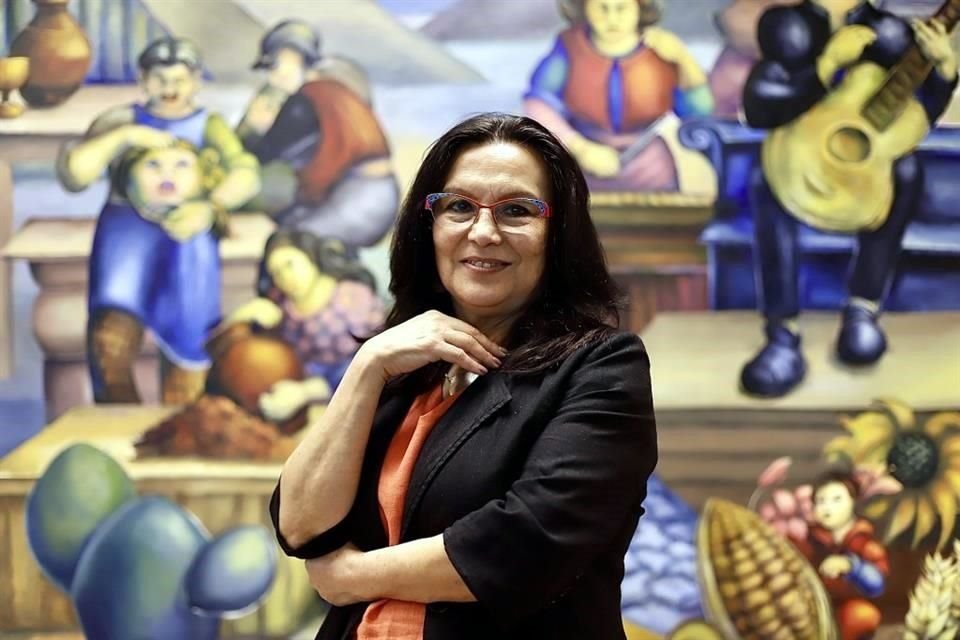 Carmen Romero, promotora cultural chilena y fundadora hace 30 años de Teatro a Mil, celebra que México acoja la muestra 'Museo 31'.