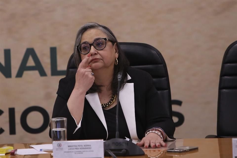 En foro, Norma Piña afirmó que justicia no es monopolio del PJ y que 'dar paso veloz ante modificaciones puede dar entrada a problemas'.