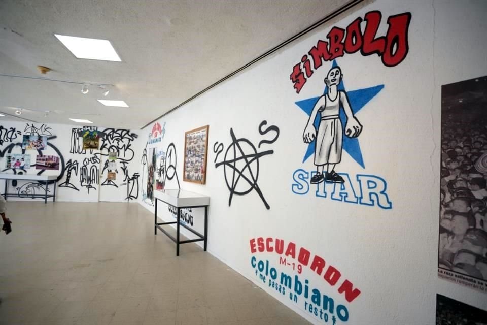 'Cumbia y apañe. Vestigios de una juventud regia' se exhibe en la Galería de Arte Educativa del Museo de Arte Contemporáneo de Monterrey (Marco).