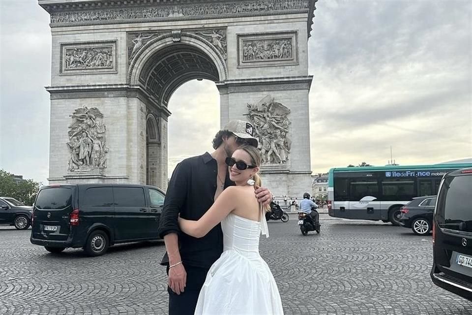 Mía Rubín Legarreta se ha encargado de postear imágenes de su viaje en París.