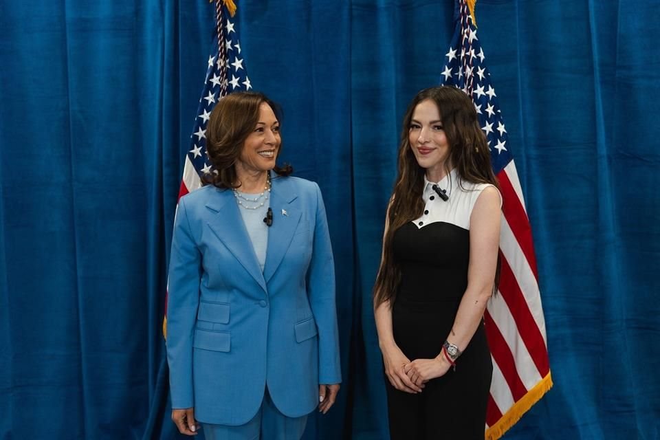 Paty Cantú asistió a un evento con Kamala Harris en Las Vegas, apoyando la reelección de Biden y destacando la importancia del voto latino.