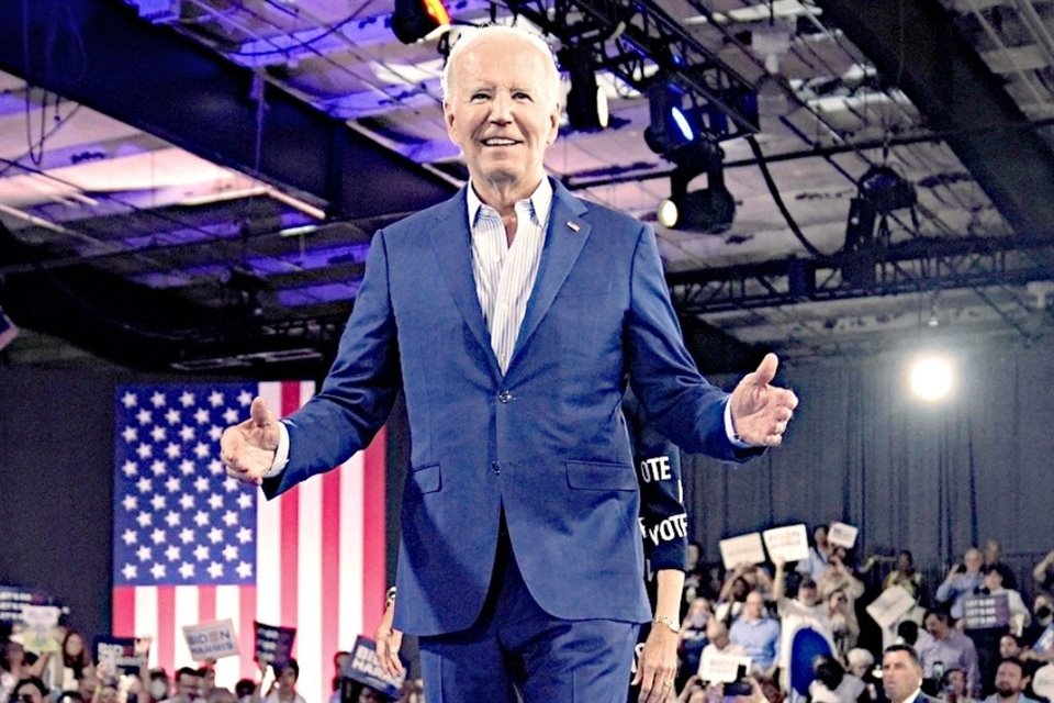 Ahora sí, relajado. En contraste con el debate del jueves, el Presidente Biden se mostró ayer animado y firme en un mitin en Carolina del Norte. 