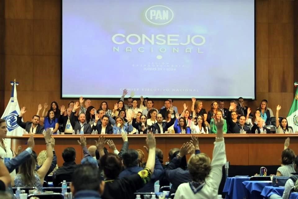 Marko Cortés encabezó sesión del Consejo Nacional del PAN para evaluar los resultados electorales del 2 de junio.