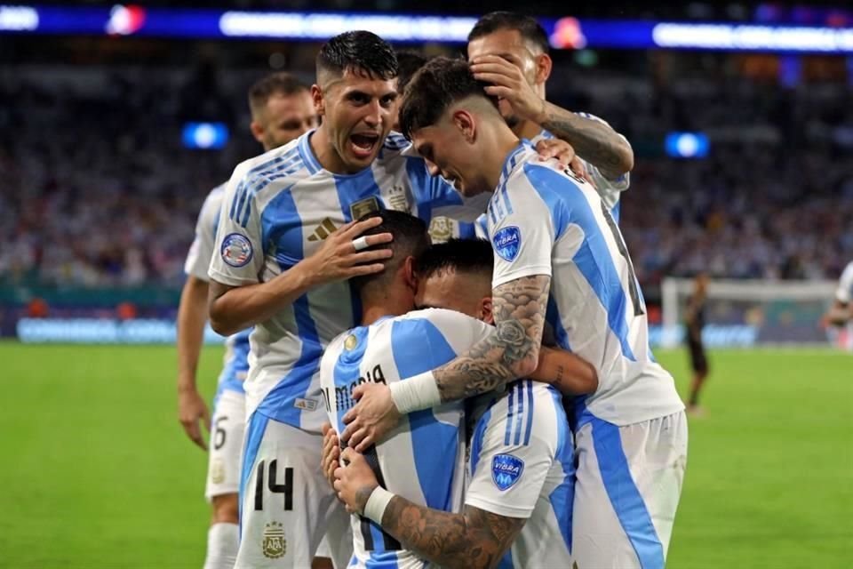 Argentina espera al segundo del Grupo B.