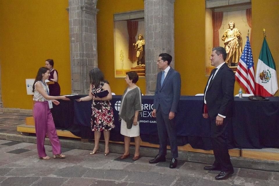 La ceremonia de despedida fue realizada en El Club de Banqueros de México.