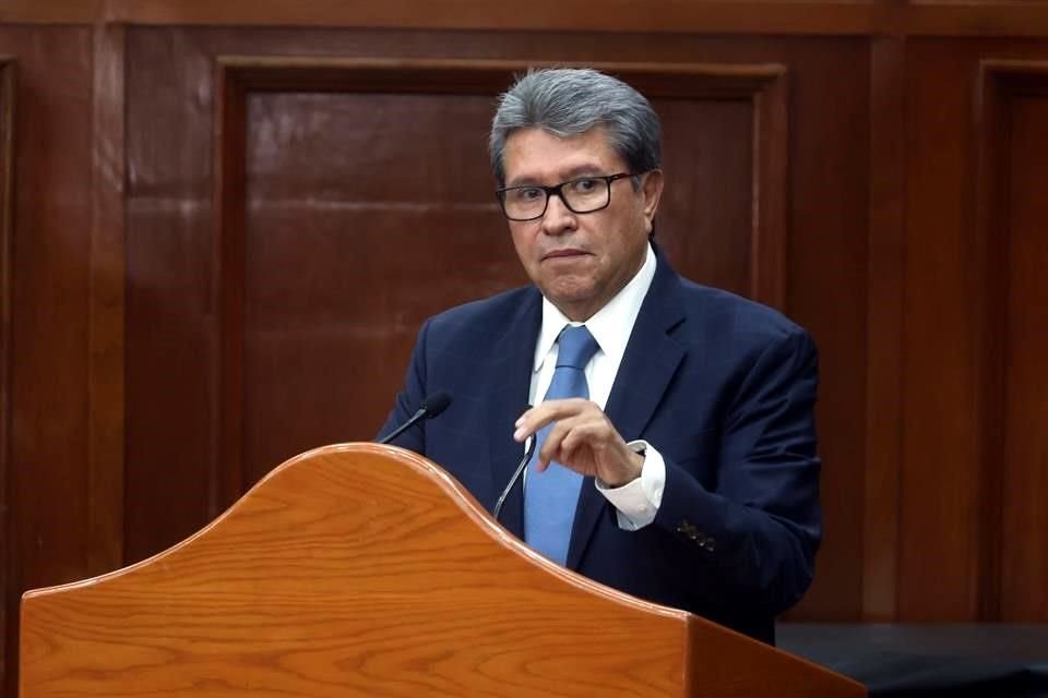 El senador Ricardo Monreal en el foro sobre la reforma judicial.